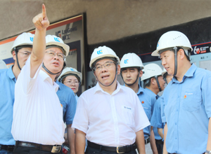 曾光安深入零部件公司調(diào)研指出 持續(xù)打造柳工核心零部件精益制造體系